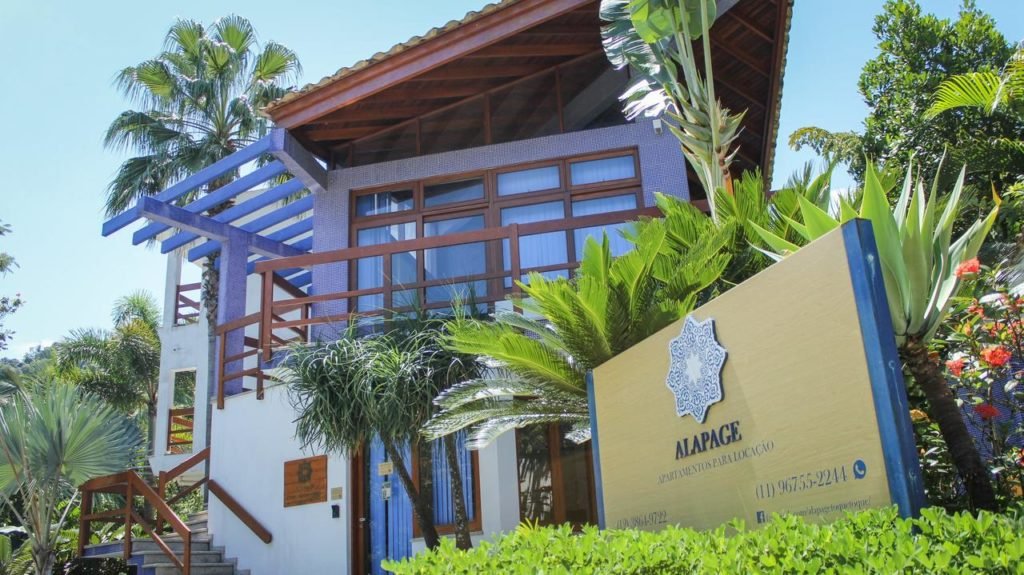 Fachada do Alapage Toque-Toque, um apart-hotel entre as pousadas em Toque-Toque Pequeno