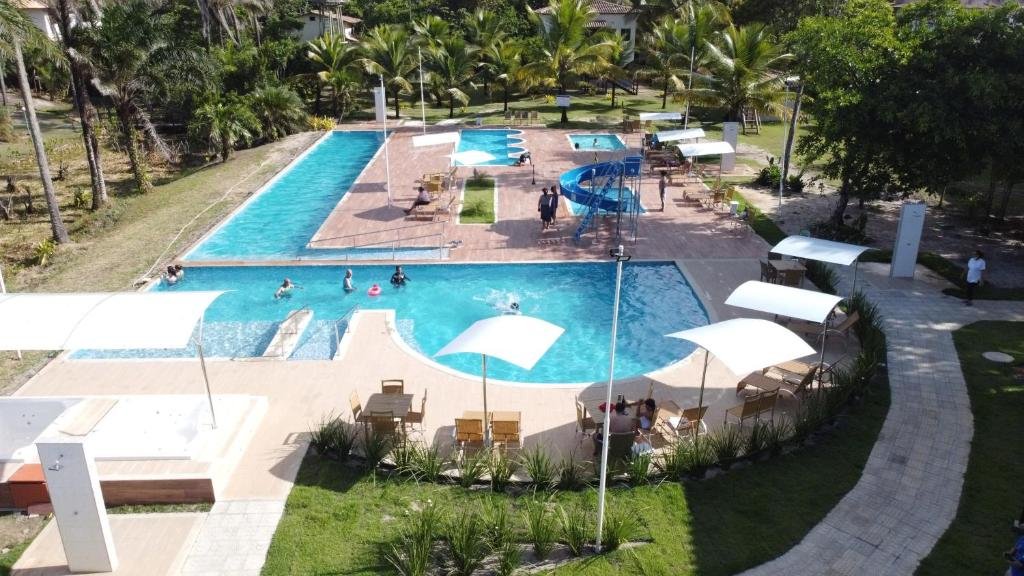 Piscina Ilheus North Hotel em Ilhéus.