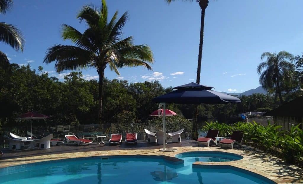 Piscina da Pousada em Barra do Una na na praia da Juréia