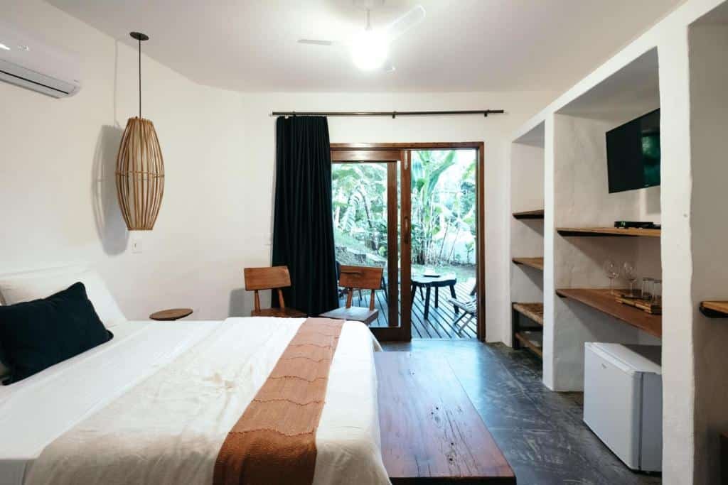 Quarto da casa Nai em Toque-Toque Pequeno com sacada.
